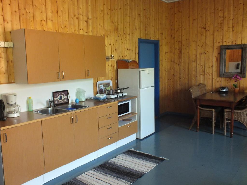 Henseid Skole Apartment Hennseid Bilik gambar
